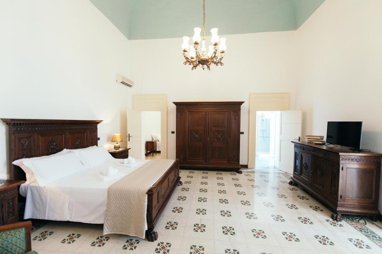 Palazzo Scarciglia Hotell Minervino di Lecce Exteriör bild