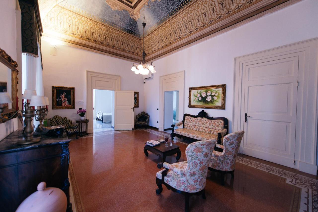 Palazzo Scarciglia Hotell Minervino di Lecce Exteriör bild