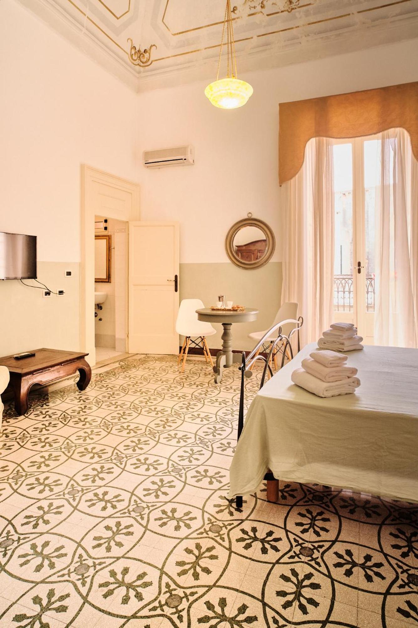 Palazzo Scarciglia Hotell Minervino di Lecce Exteriör bild
